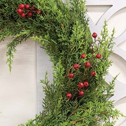 Red Berry & Cedar Wreath 20"