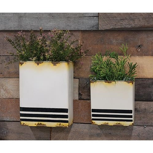 2/Set Striped Distressed Metal Wall Pockets